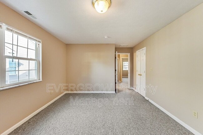 Building Photo - 1068 Torino Ct