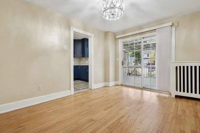 Building Photo - 1507 80th St