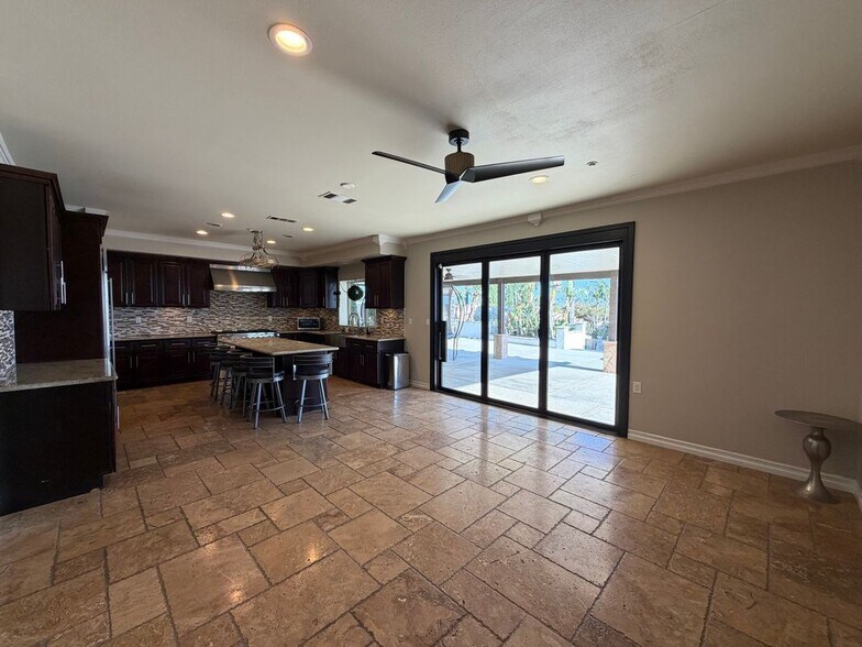 Building Photo - 14933 Genoa Dr