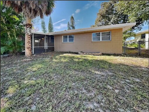 Building Photo - 609 Lakespur Ln