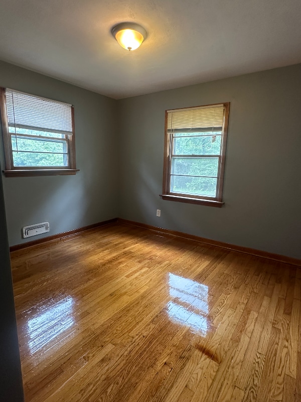Building Photo - 9705 Winkler Dr