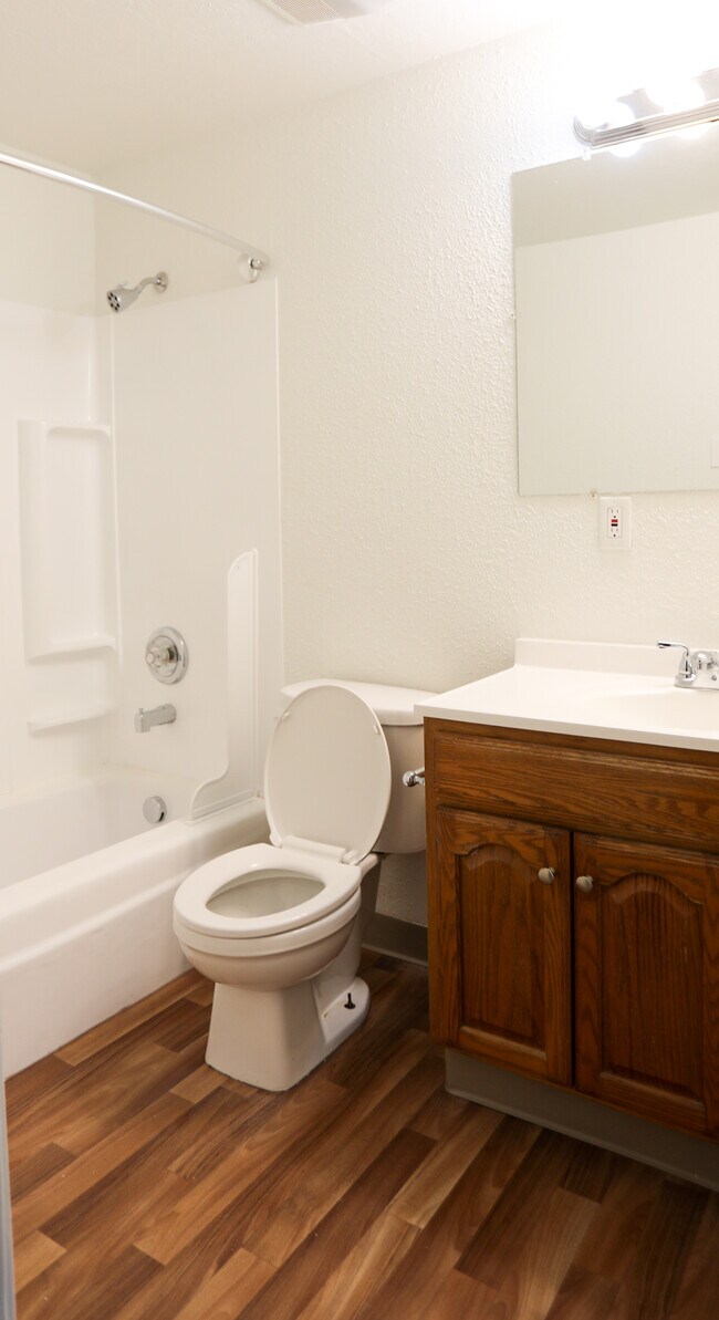 Building Photo - 12520 SE Stark St