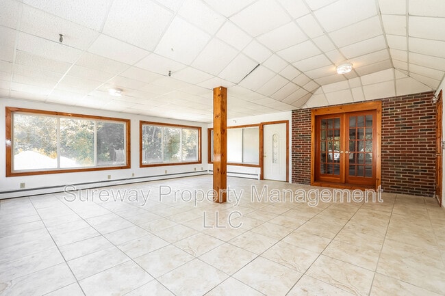 Building Photo - 442 Chews Landing Rd