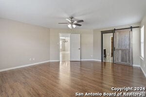 Building Photo - 10215 Villa Del Lago