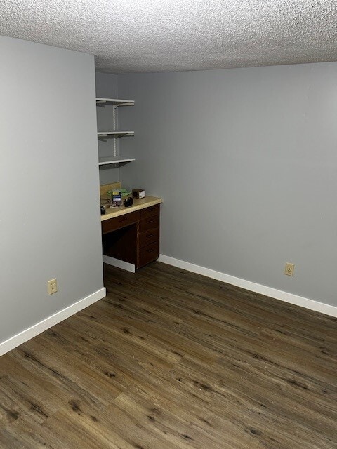 Building Photo - 918 Oak St