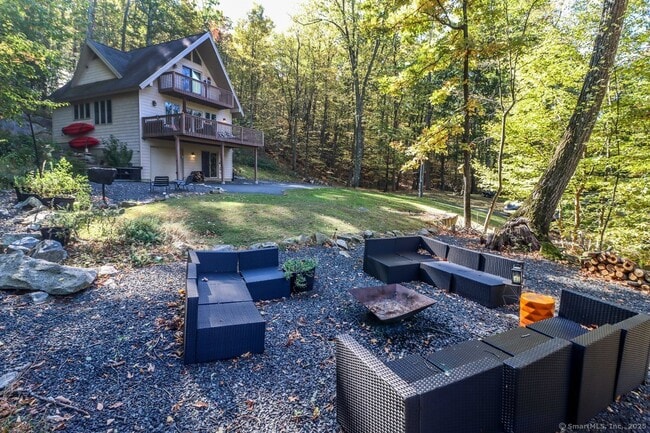 Building Photo - 115 Green Pond Rd