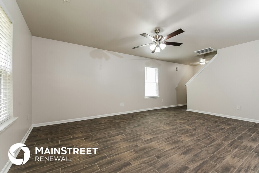 Building Photo - 2321 Deerbrook Frst Ln
