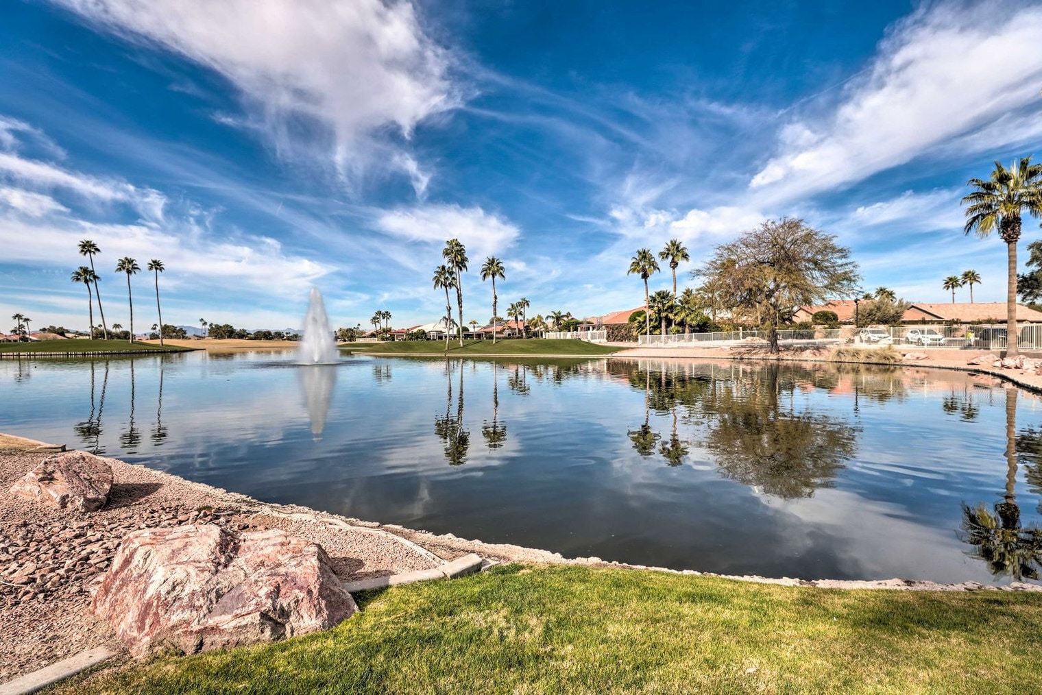 Building Photo - 9746 E Coopers Hawk Dr
