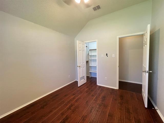 Building Photo - 2043 Wimbledon Dr