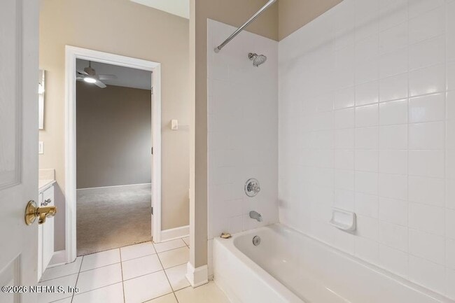 Building Photo - 337 S Mill View Way