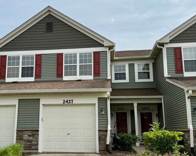 Primary Photo - 2427 Golf Ridge Cir