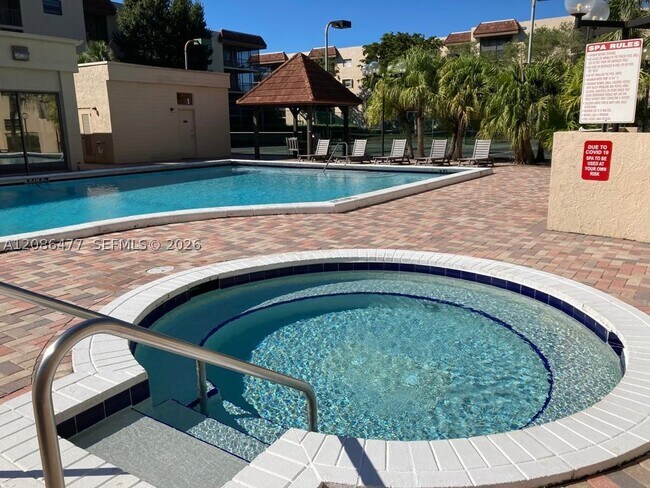 Building Photo - 10501 W Broward Blvd