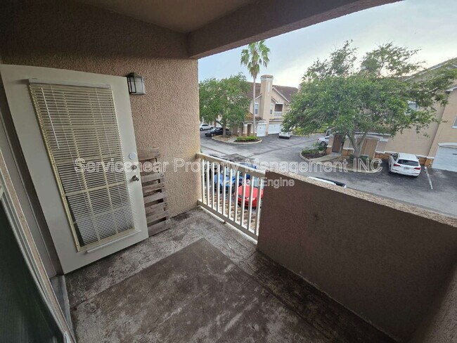Building Photo - 10479 Villa View Cir