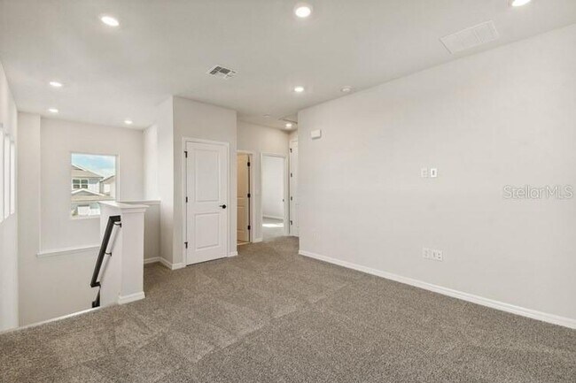 Building Photo - 3024 Mirage Pl