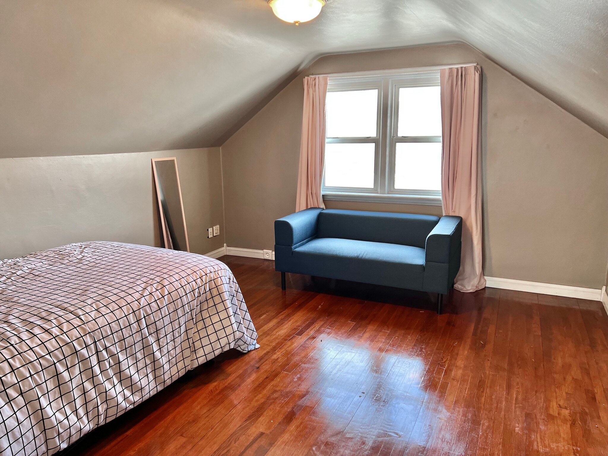 Upper Level Bedroom 4 - 221 7th Ave N
