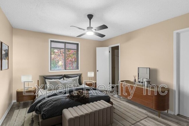 Building Photo - 510 Running Brook Rd