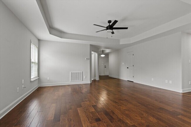 Building Photo - 210 Fields Pond Dr