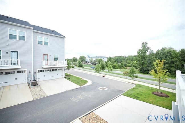 Building Photo - 11190 Winding Brook Terrace Dr