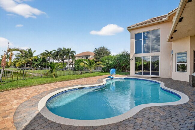 Building Photo - 9167 Oak Alley Dr