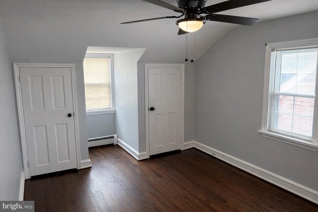 Building Photo - 203 Commonwealth Ave