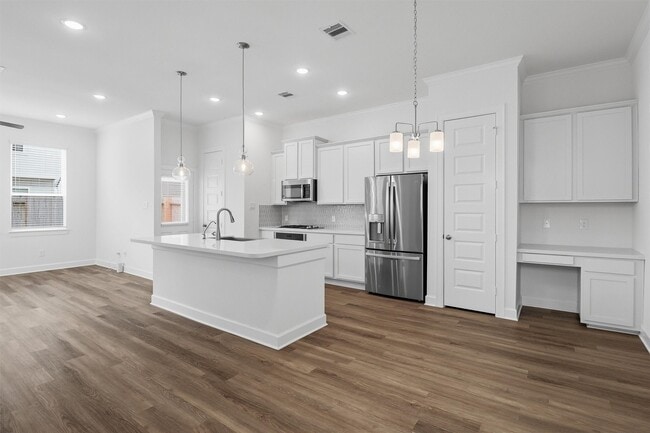 Building Photo - 11404 Irish River Dr