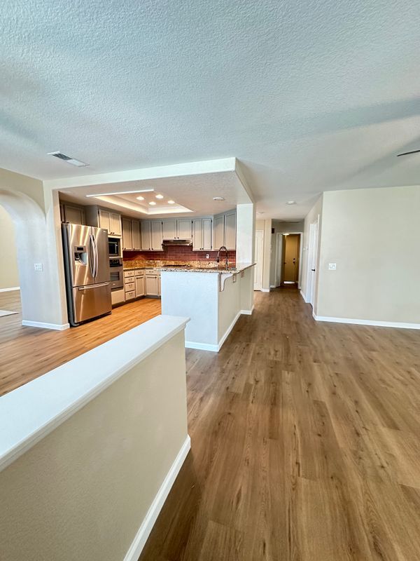 Building Photo - 41411 Iona Cir