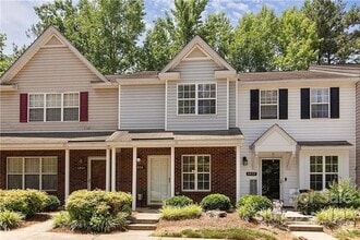 Building Photo - Charming 2BR Townhome in Charlotte