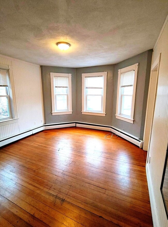 Building Photo - 3 Veto St