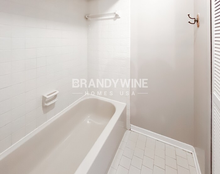 Building Photo - 8155 Crosswind Rd