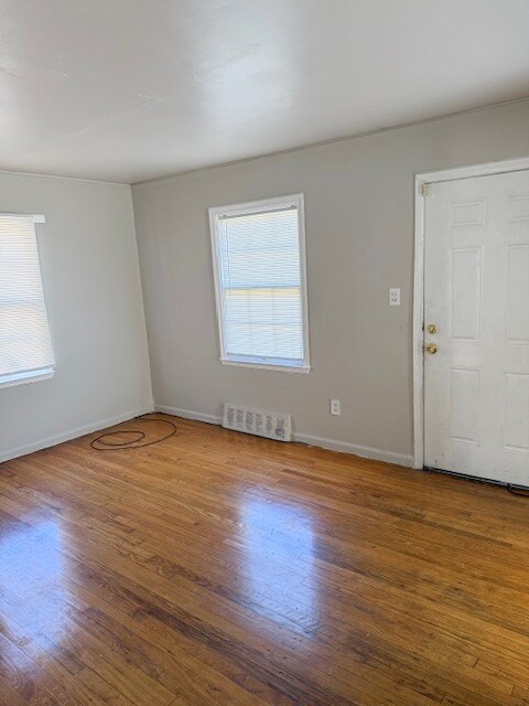 Building Photo - 20155 Revere St