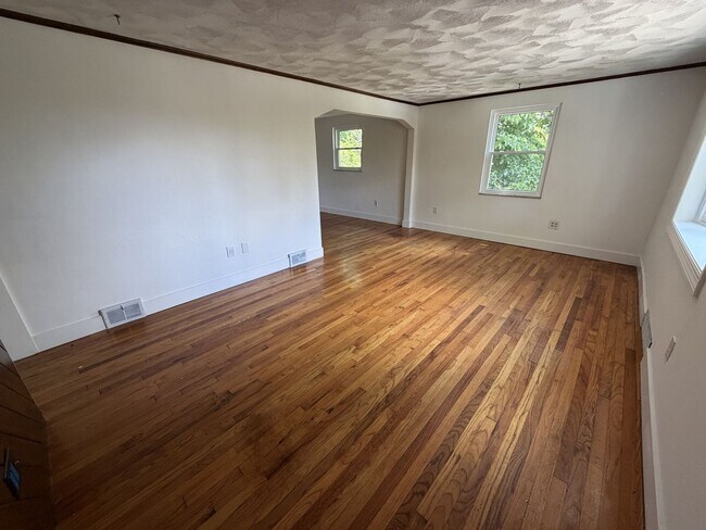 Building Photo - Price drop!  4 bedroom home now Available for Rent in Peters!