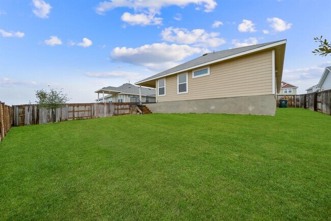 Building Photo - 435 Spiny Lizard Ln