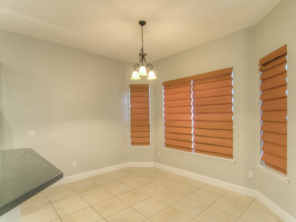 Building Photo - 2533 Sunny Creek Dr