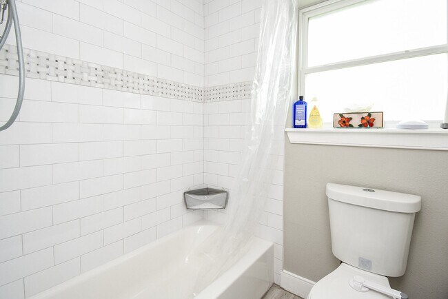 Building Photo - 9235 Pecos St