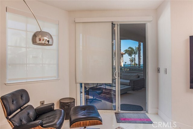 Building Photo - 1500 E Ocean Blvd