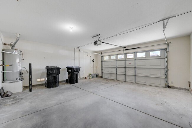 Building Photo - Single Family Home in N Las Vegas Aliante Area
