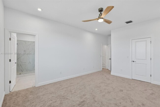 Building Photo - 3595 NW Solange Ct