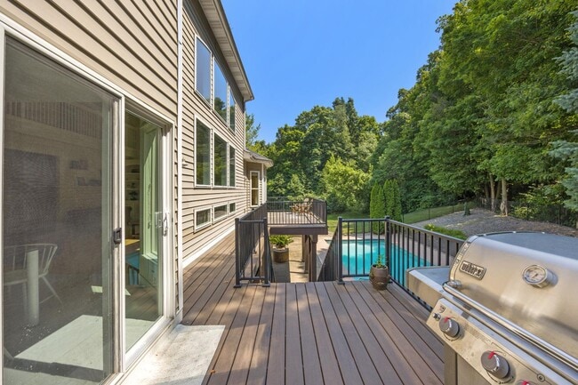 Building Photo - 4440 Whitewood Farms Dr NE