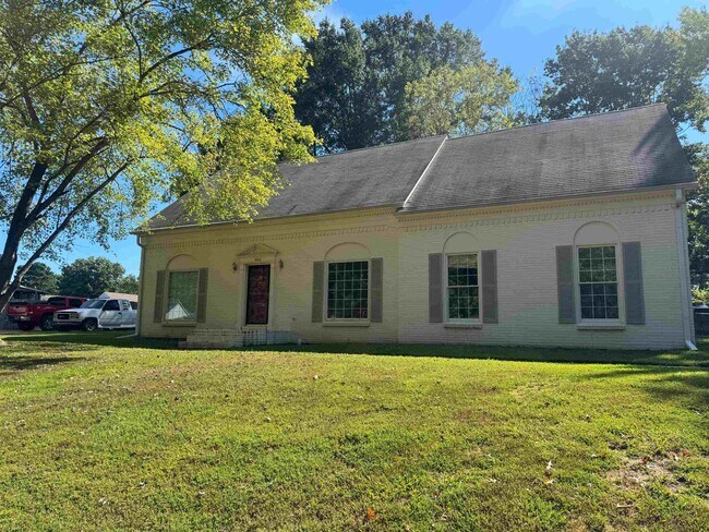 Primary Photo - 1062 Fredericksburg Cove