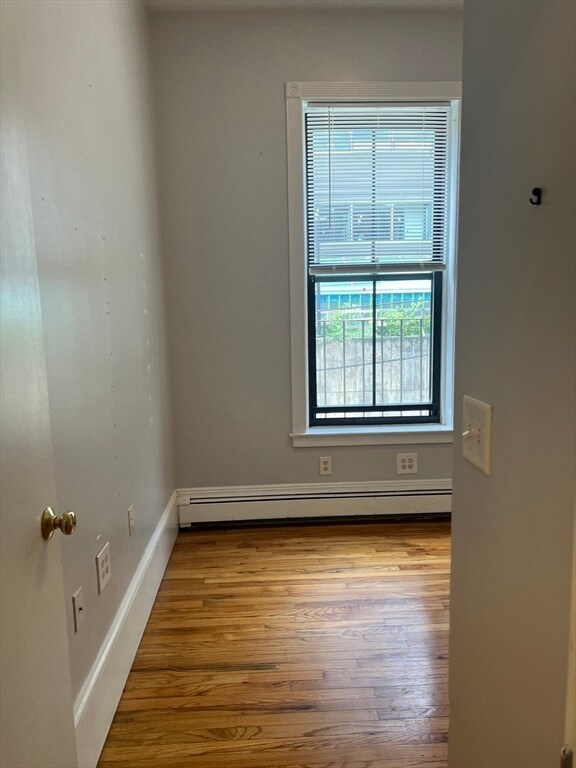 Building Photo - 96 E Brookline St