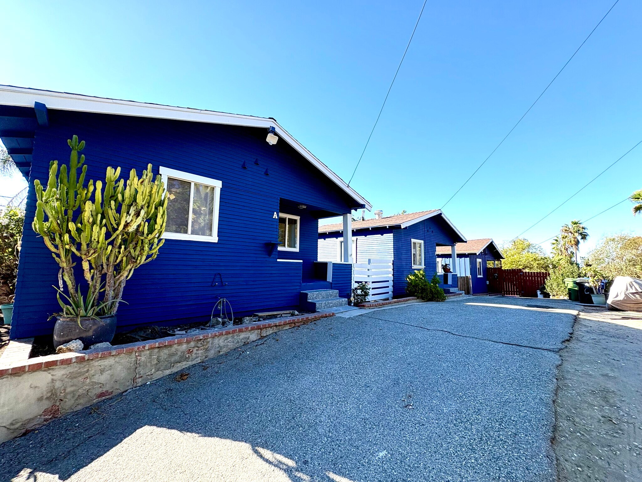 Building Photo - 754 W Elberon Ave