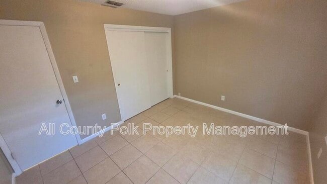 Building Photo - 4917 Malibu Ct