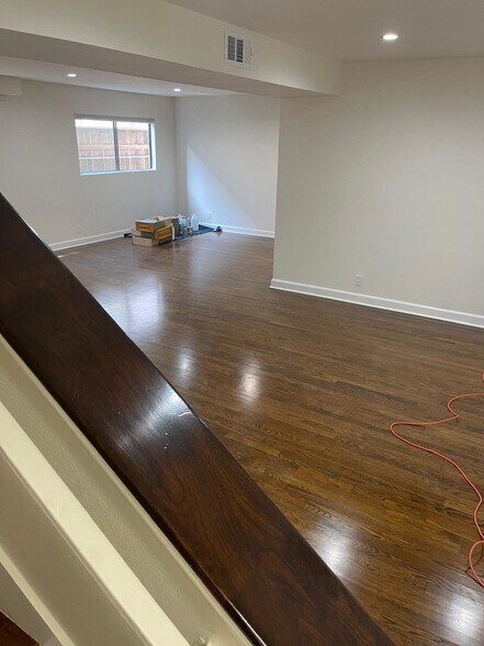 Building Photo - 12244 Magnolia Blvd