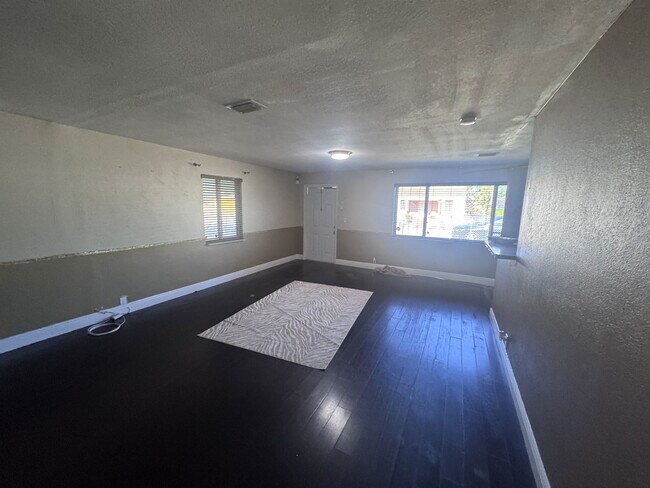 Building Photo - 8092 NW 14th Ct