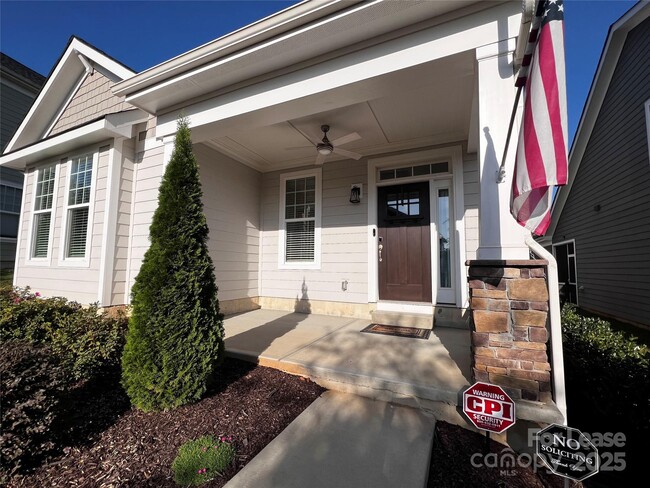 Building Photo - 108 Keats Aly