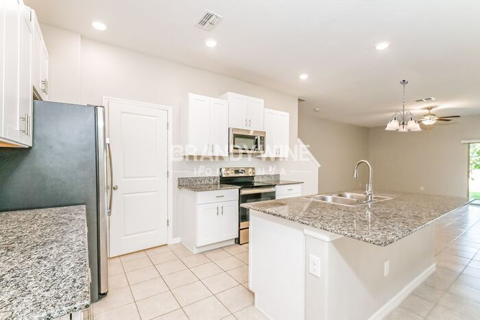 Building Photo - 14206 Riva Ridge Pl