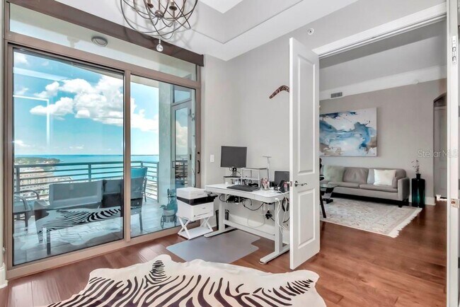 Building Photo - 275 Bayshore Blvd