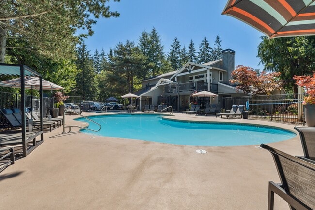 Building Photo - Madison Sammamish