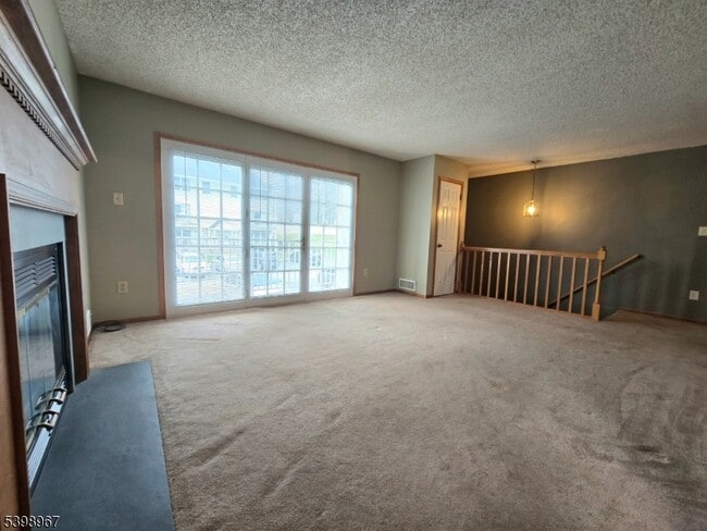 Building Photo - 26 Amherst Ct