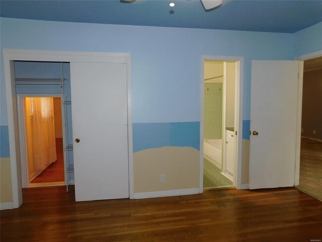 Building Photo - 127 N Wildwood Dr